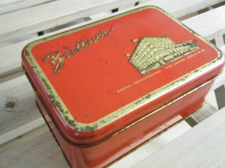 旧西ドイツ時代のヴィンテージ菓子缶　ベルリンA