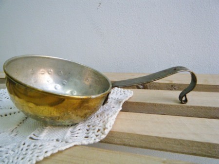 スウェーデン 真鍮ミルクパン 鉄ハンドル (ヴィンテージ品)